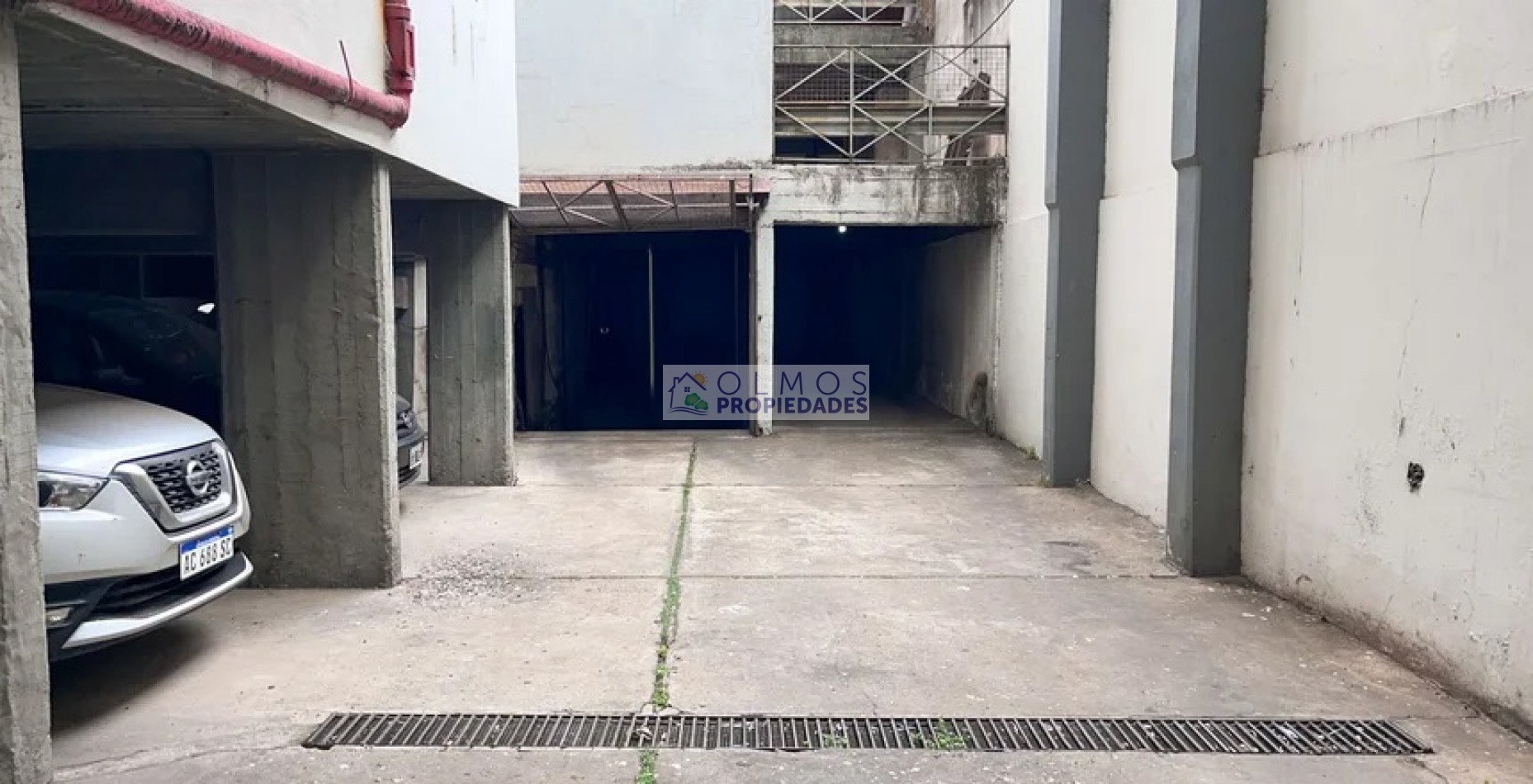 Cochera en venta - Buenos Aires 153